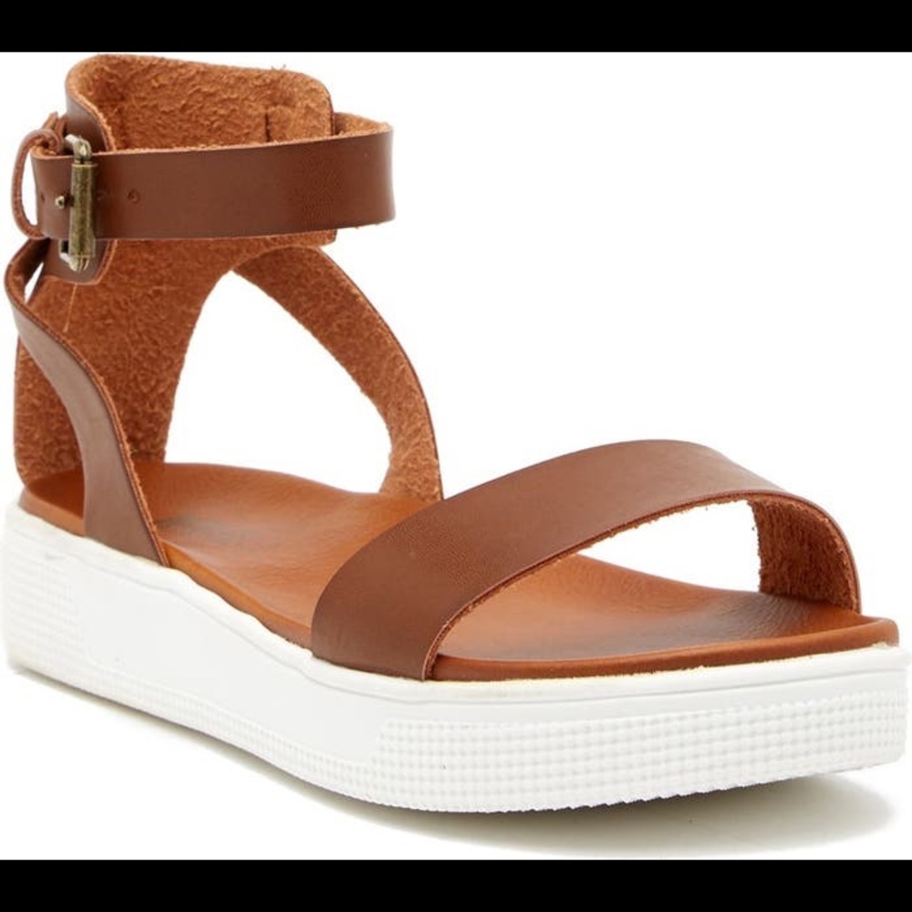 Mia Ellen Platform Sandal